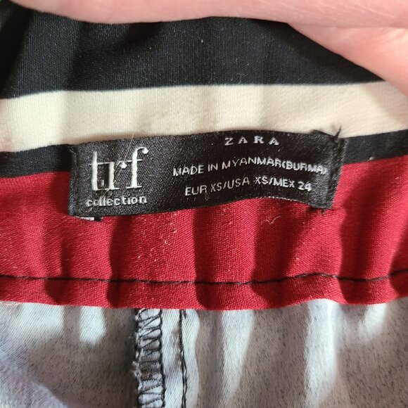 Zara trf Collection Cropped Wide Leg Striped Pants with Button Waist Det… - Picture 5 of 6